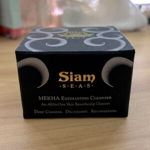 Siam Seas Mekha Cleanser